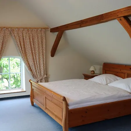 Weidengrund Burg Kauper *